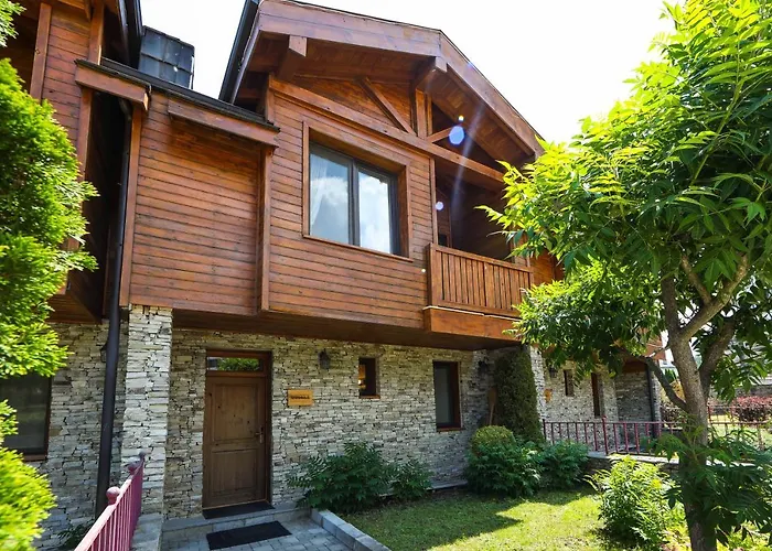 Lake View House
