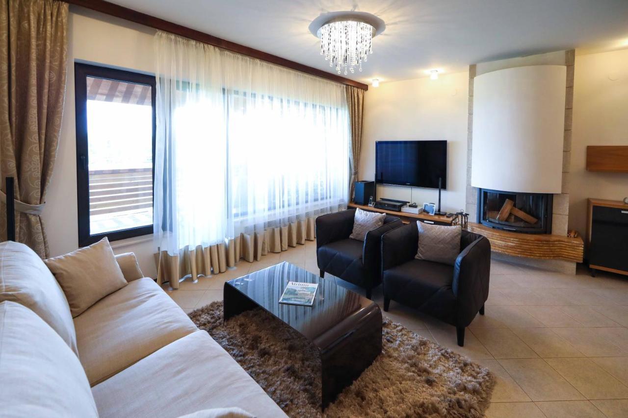 Villa View House